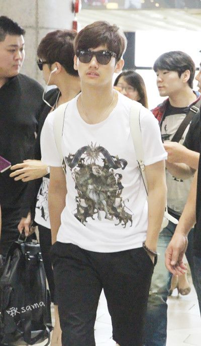  photo 697e51bcjw1e5xuzkssyoj20b40j3tas_zpsf448991b.jpg