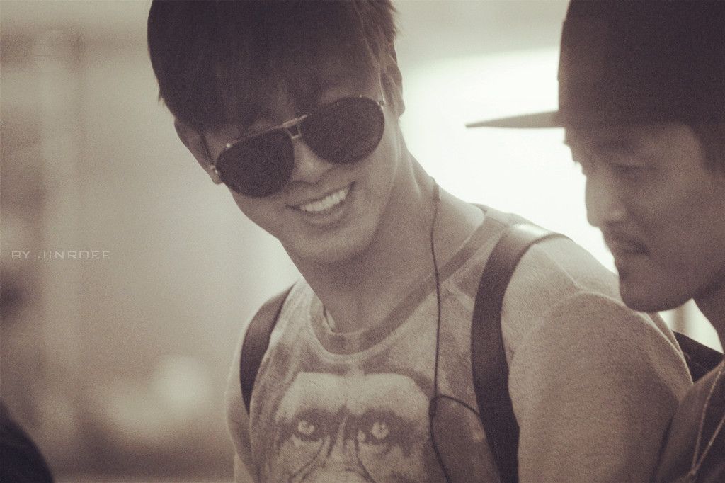  photo 6a9afcd5jw1e6b5rm1jx8j20sg0iywih_zpsf2a5f425.jpg