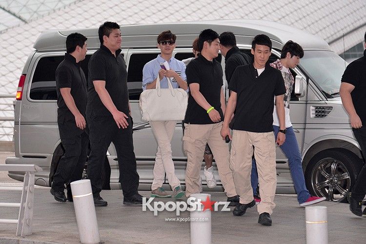  photo 83493-changmin-yunho_zps48e189b0.jpg