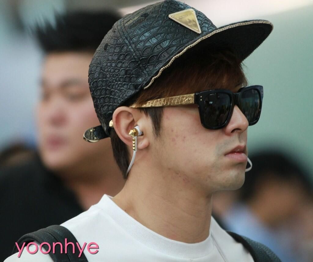  photo BPfhZuqCcAAz54Ojpglarge_zps0b3deecd.jpg