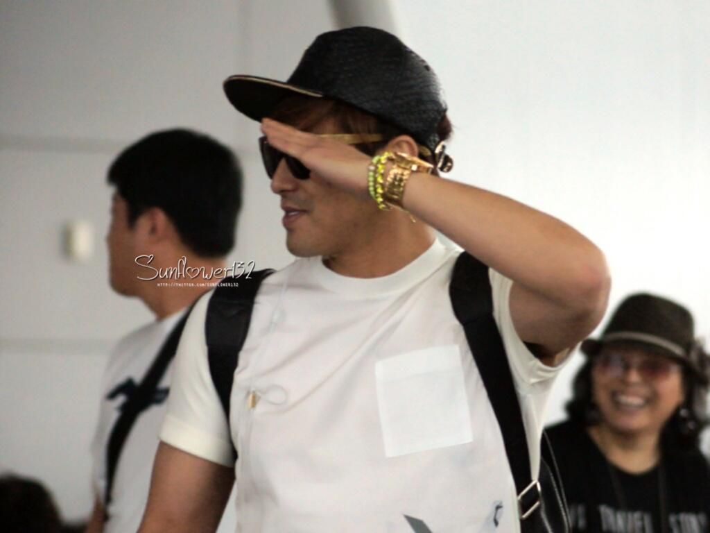  photo BPfq53uCAAITPpyjpglarge_zps3c54d273.jpg