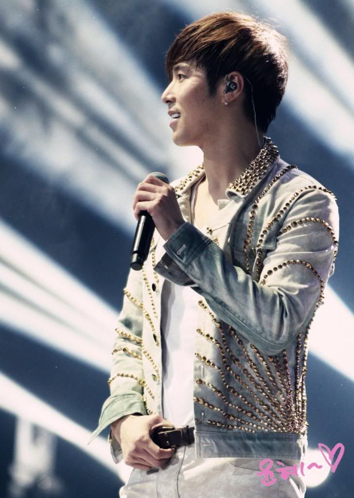  photo IMG_7377_DCF9DCE21_zpsda51012f.jpg