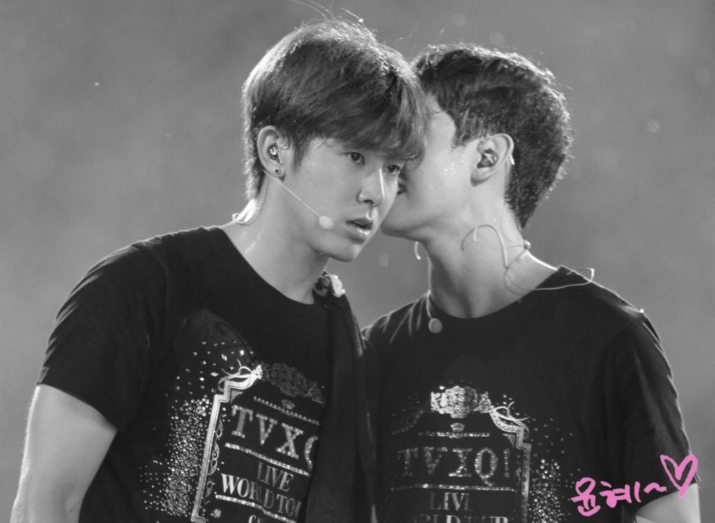  photo IMG_9556_DCF9DCE21_zps5b96cdfe.jpg