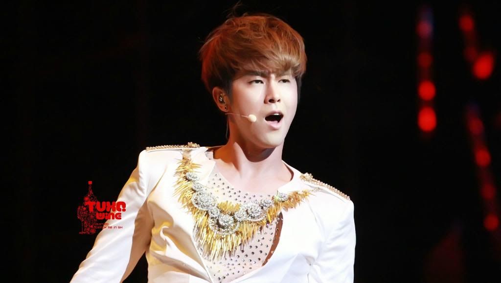  photo a3ad3170gw1e6tqp7e75lj21kw0w4q7s_zps28cec39c.jpg