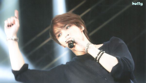  photo jyj_magazine_vol2_106_zps7e07f3fb.jpg