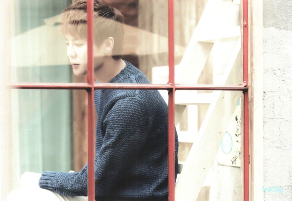  photo jyj_magazine_vol2_18_zps0faf9c0d.jpg