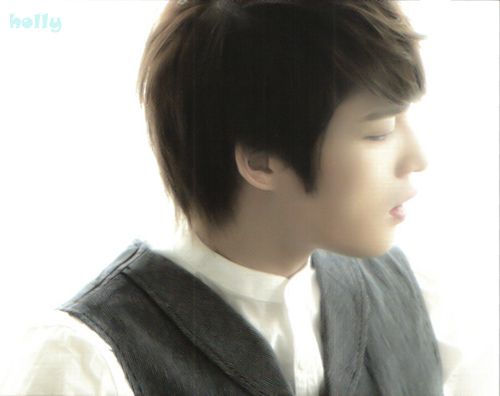  photo jyj_magazine_vol2_33_zpsaf184e80.jpg