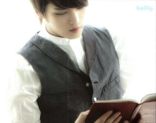  photo jyj_magazine_vol2_34_zps839dfa57.jpg