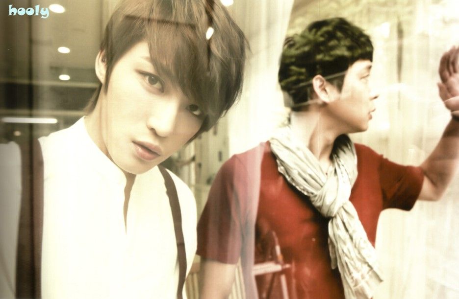  photo jyj_magazine_vol2_3_zps2cdf181b.jpg