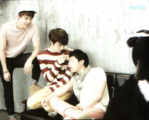  photo jyj_magazine_vol2_40_zps8d676027.jpg