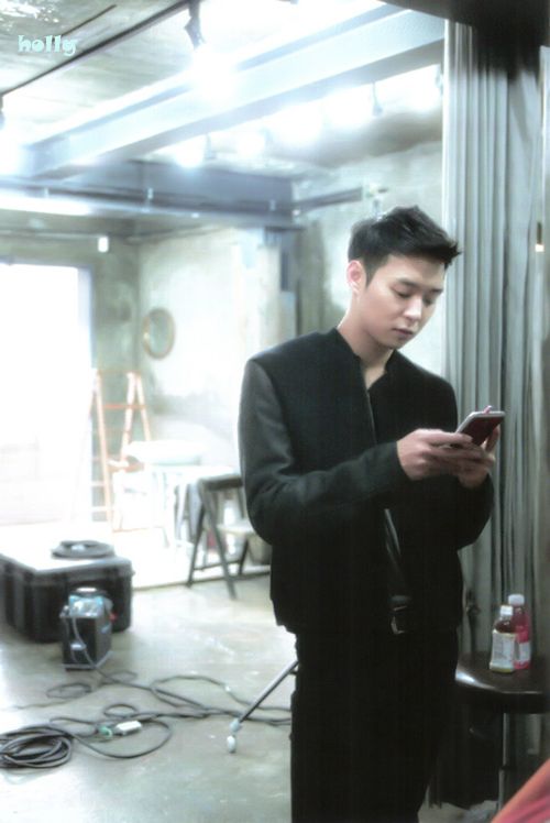  photo jyj_magazine_vol2_58_zps4648bcb0.jpg