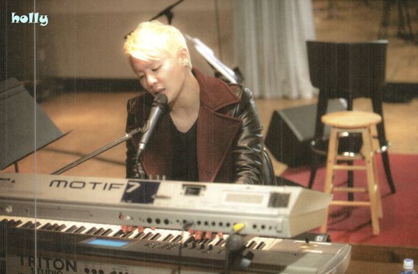  photo jyj_magazine_vol2_72_zps09b8230d.jpg