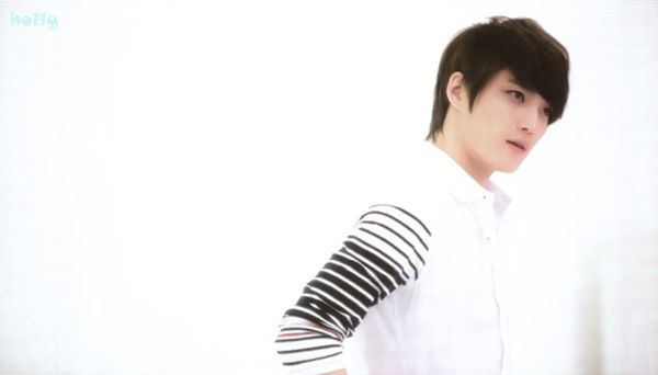  photo jyj_magazine_vol2_75_zpsd6cc1767.jpg