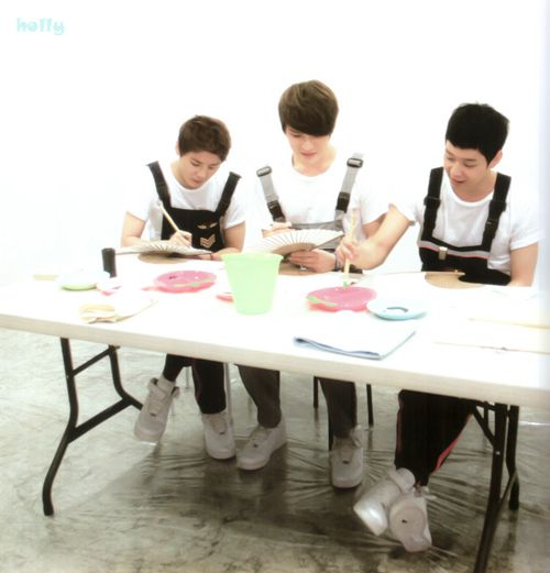  photo jyj_magazine_vol2_91_zps90928972.jpg