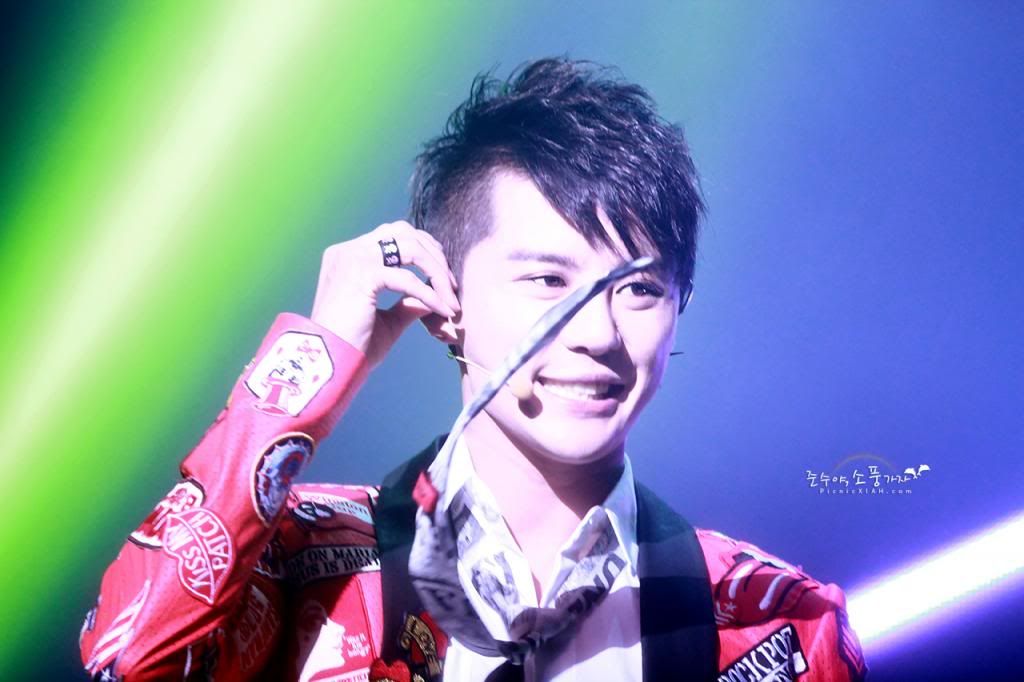  photo b8b2f10518e88918d626aa609629faf9_zps96271d21.jpg